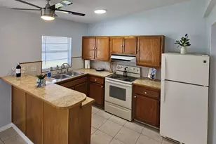 135 Roosevelt Ave, Cocoa Beach, FL 32931 - Photo 6