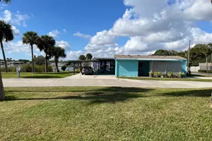 101 Rosewood Dr, Cocoa, FL 32926 - Photo 2