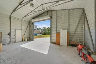 1870 Cypress Lake Dr, Grant-Valkaria, FL 32949 - Photo 34