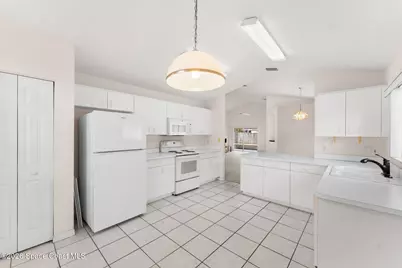 2519 Ventura Circle, Melbourne, FL 32904 - Photo 8