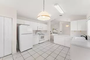 2519 Ventura Cir, Melbourne, FL 32904 - Photo 8