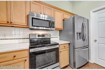 2711 Stratford Pointe Drive, Melbourne, FL 32904 - Photo 10