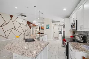 215 Mcclain Dr, West Melbourne, FL 32904 - Photo 8