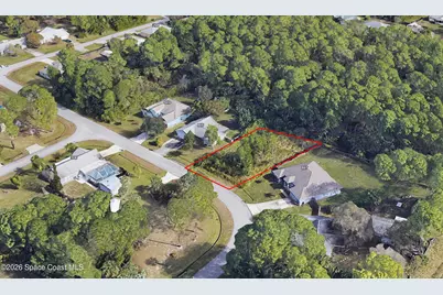881 Sherwood Avenue SW, Palm Bay, FL 32908 - Photo 2
