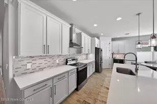 3011 Bobby Jones St, West Melbourne, FL 32904 - Photo 8