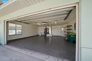 711 Kenwood Cir, Melbourne, FL 32940 - Photo 18