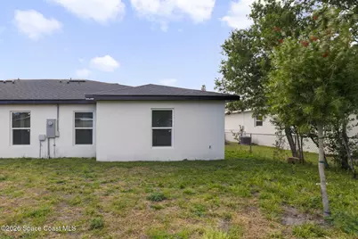 95 W Towne Place, Titusville, FL 32796 - Photo 12