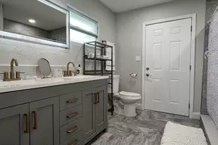 1810 Elizabeth St, Melbourne, FL 32901 - Photo 12