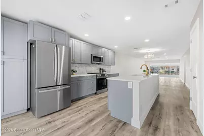 651 Boca Ciega Point Boulevard S, Saint Petersburg, FL 33709 - Photo 14