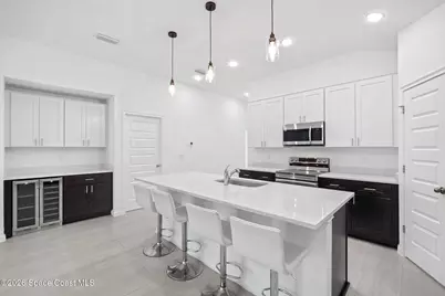 101 Crosspoint Street SE, Palm Bay, FL 32909 - Photo 4