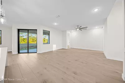 825 Tejon Avenue SW, Palm Bay, FL 32908 - Photo 12