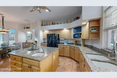 650 Loggerhead Island Drive, Satellite Beach, FL 32937 - Photo 16