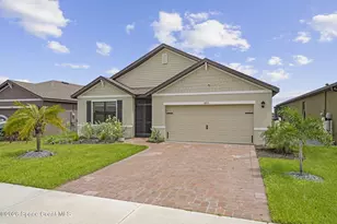1893 Capital Dr SE, Palm Bay, FL 32909 - Photo 2