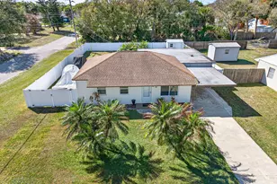 1810 S Park Ave, Melbourne, FL 32901 - Photo 1