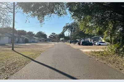 4504 Blackburn Street, Jacksonville, FL 32210 - Photo 4