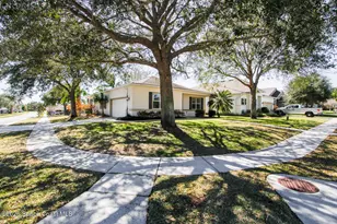 513 Hollow Glen Dr, Titusville, FL 32780 - Photo 2