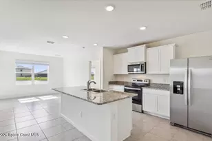 7215 Topaz Dr, Grant-Valkaria, FL 32949 - Photo 10