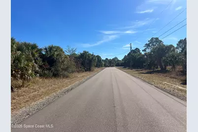 541 La Goy Street SW, Palm Bay, FL 32908 - Photo 4