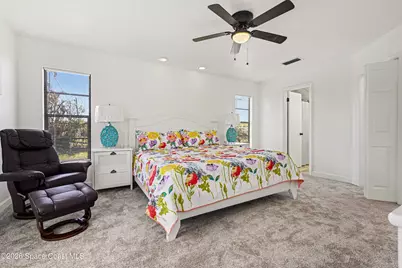 218 Cambridge Avenue NE, Palm Bay, FL 32907 - Photo 12