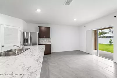 458 Haleybury Street SW, Palm Bay, FL 32908 - Photo 8