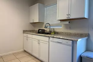 2384 Apache Dr, Melbourne, FL 32935 - Photo 6