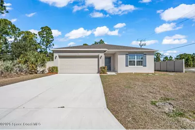 395 Sherman Street SE, Palm Bay, FL 32909 - Photo 2