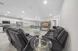 395 Sherman St SE, Palm Bay, FL 32909 - Photo 6