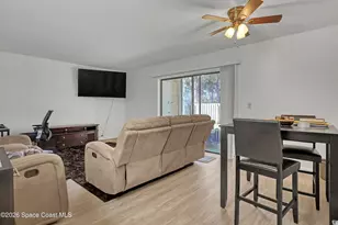 588 N Wickham Rd, Melbourne, FL 32935 - Photo 4