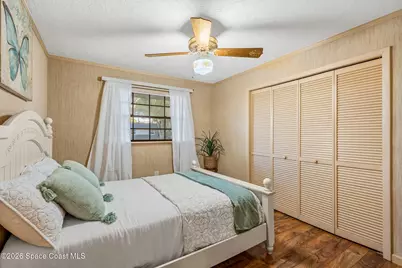 2370 Canterbury Lane, Melbourne, FL 32935 - Photo 24