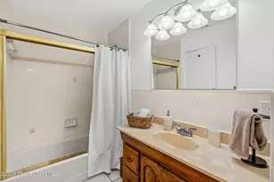 2370 Canterbury Ln, Melbourne, FL 32935 - Photo 26