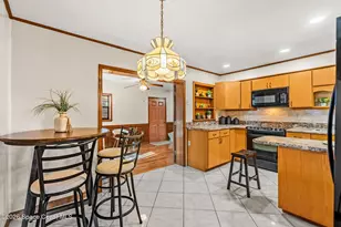 2370 Canterbury Ln, Melbourne, FL 32935 - Photo 8