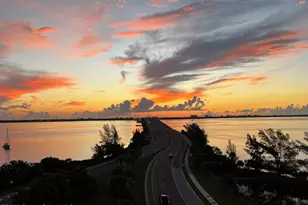 1437 Pineapple Ave, Melbourne, FL 32935 - Photo 50