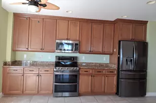 1437 Pineapple Ave, Melbourne, FL 32935 - Photo 16