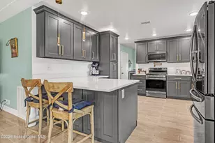 2307 Country Club Rd, Melbourne, FL 32901 - Photo 10