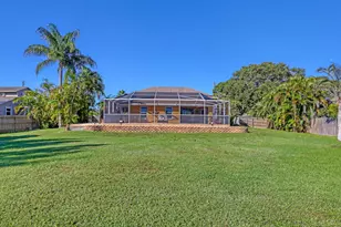 2710 S Courtenay Pkwy, Merritt Island, FL 32952 - Photo 42