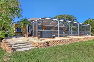 2710 S Courtenay Pkwy, Merritt Island, FL 32952 - Photo 44