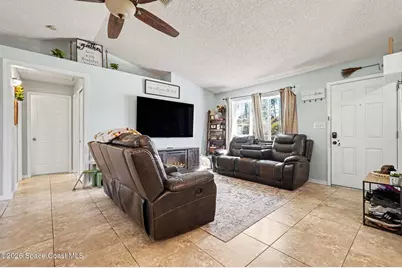 1271 Serenade Street NW, Palm Bay, FL 32907 - Photo 4