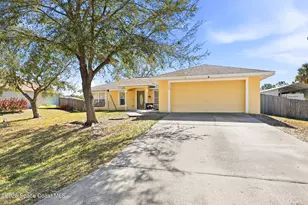1120 Savannah Street SE, Palm Bay, FL 32909 - Photo 2