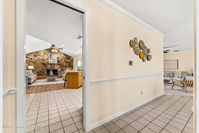 2213 Woodlawn Circle, Melbourne, FL 32934 - Photo 22