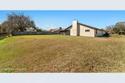 2213 Woodlawn Circle, Melbourne, FL 32934 - Photo 46