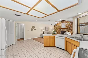 2213 Woodlawn Cir, Melbourne, FL 32934 - Photo 26