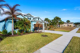 1099 Corbin Cir SW, Indialantic, FL 32903 - Photo 4