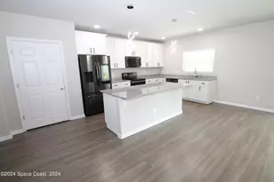 695 Boughton Way, West Melbourne, FL 32904 - Photo 4