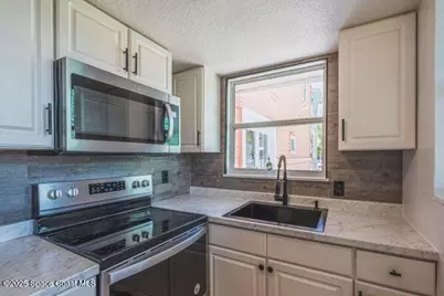 693 Law Street #B, Melbourne, FL 32935 - Photo 6