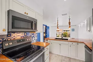 930 S Colonial Ct, Indian Harbour Beach, FL 32937 - Photo 8