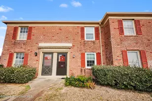 930 S Colonial Ct, Indian Harbour Beach, FL 32937 - Photo 1