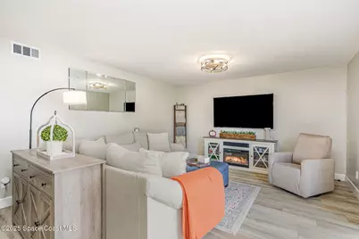 594 N Wickham Road #4, Melbourne, FL 32935 - Photo 6