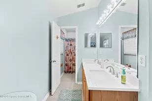 256 Mcclain Dr, Melbourne, FL 32904 - Photo 14