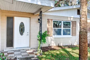 820 Hunter Park Pl, Titusville, FL 32780 - Photo 4