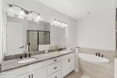 7123 Vista Hermosa Drive, Melbourne, FL 32940 - Photo 14